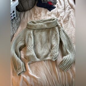 Moon & Madison Sage green colored knit womens sweater medium